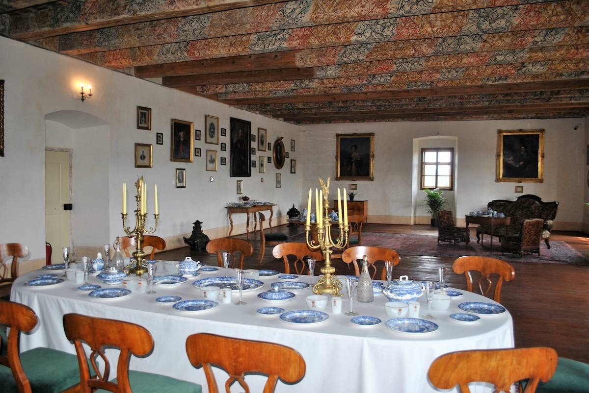 Vstupní hala do expozice o posledních majitelích Schaumburg-Lippe