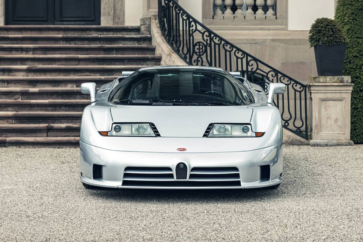Interiér Bugatti EB110 Super Sport, drobně modernizovaná verze z roku 1994