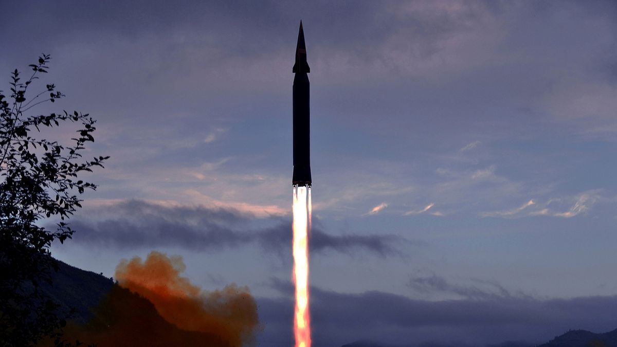 Nové nebezpečí z KLDR: Proti hypersonické hlavici jsou protiraketové deštníky bezbranné