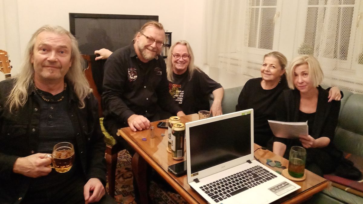 Skupina Hudba Praha Band: Můžeme přece posluchače i lehce vzdělávat