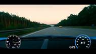 Českého miliardáře Passera kvůli jízdě přes 417 km/h vyšetřuje německá policie