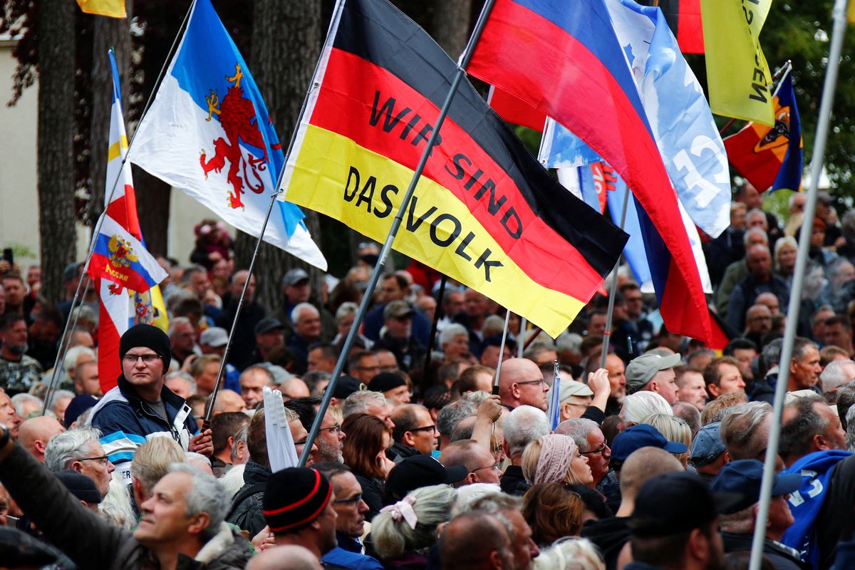 Люди из Германии. Протесты в Германии. Митинги в России.