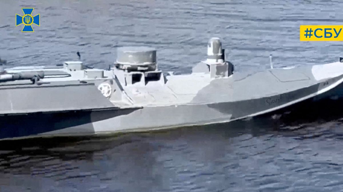 Černomořskou flotilu neničí vodní drony jen nárazy, kladou také miny