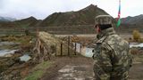 Ázerbájdžán měsíc po příměří zahájil ofenzivu v Náhorním Karabachu, tvrdí Arménie
