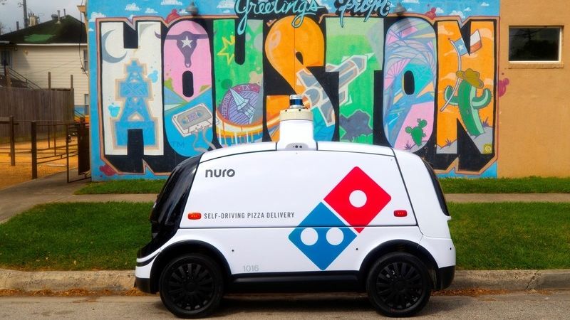 Pizzu v Houstonu začnou rozvážet samořízená auta