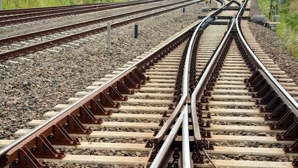 Na ústeckém hlavním nádraží usmrtil vlak ženu, pohybovala se v kolejišti