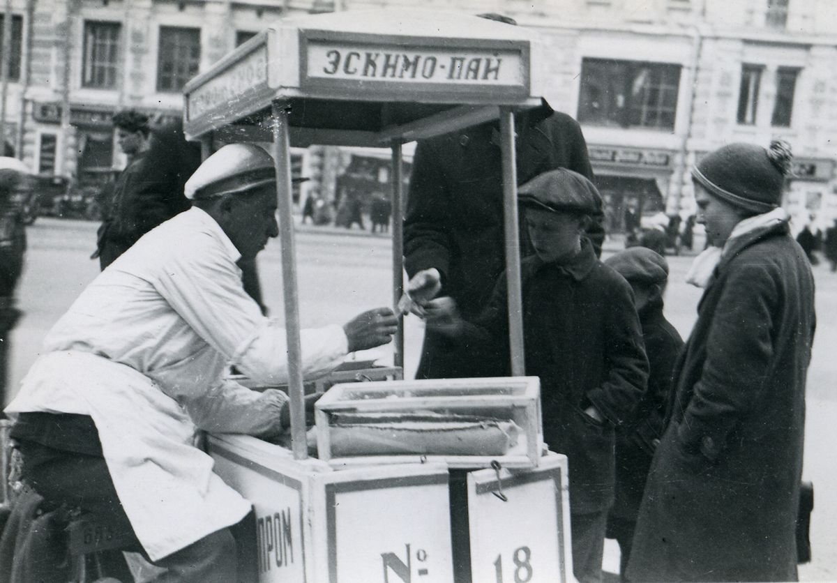 Prodej nanuků Eskimo Pie v SSSR (1935)