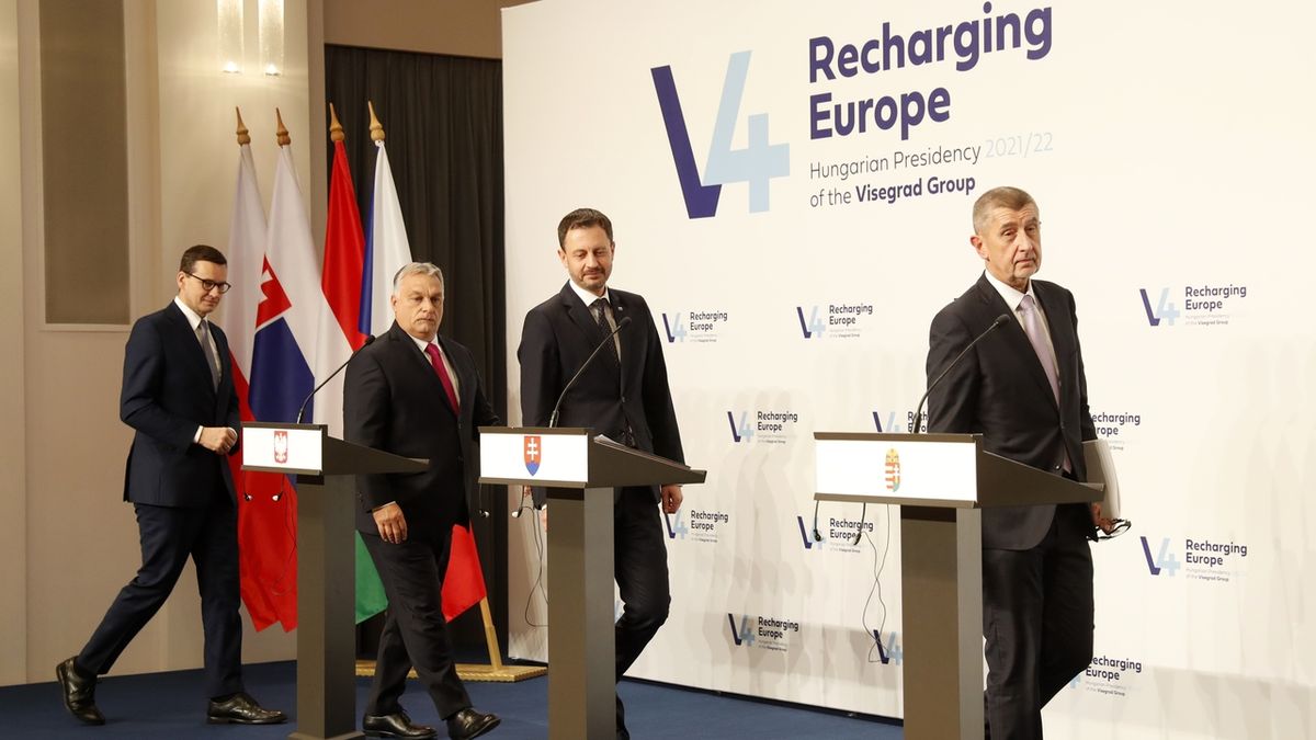 Skupina V4 plně podporuje Polsko v nynější krizi na hranicích s Běloruskem