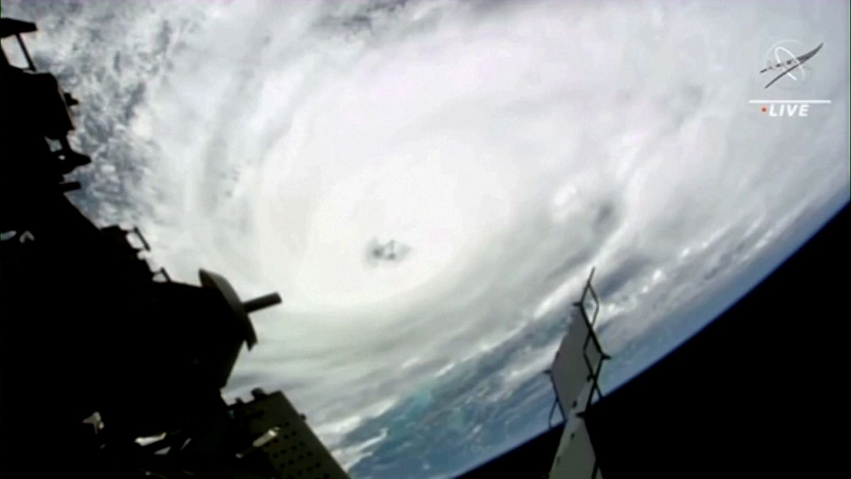 Posádka vesmírné stanice zachytila, jak hurikán Ian udeřil na Floridu