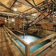 Stará čistírna odpadních vod 1906 Bubeneč, hala pro čištění hrubých nečistot.