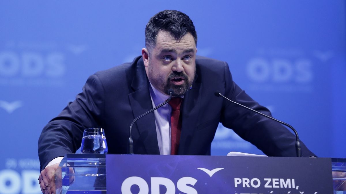 Starosta Řeporyjí Novotný měl nehodu na dálnici D4