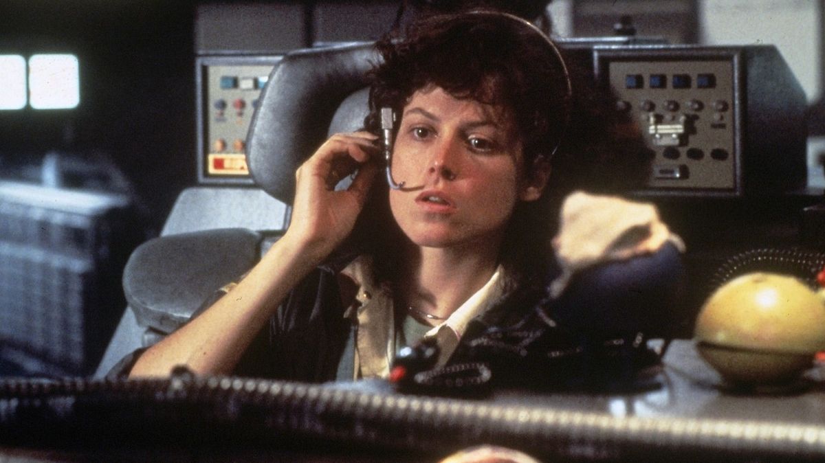 Sigourney Weaverová ve filmu Vetřelec z roku 1979
