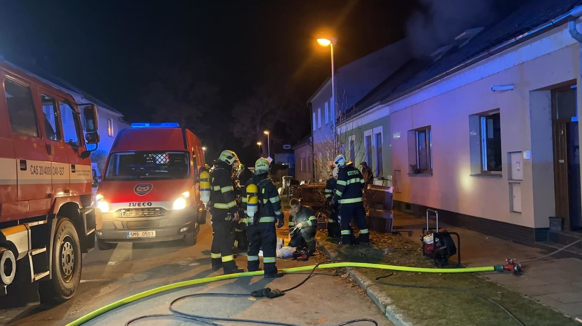 Požár poničil dům v Olomouci, škoda přesáhla milion korun