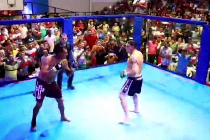 BEZ KOMENTÁŘE: Dva brazilští politici se utkali v ringu