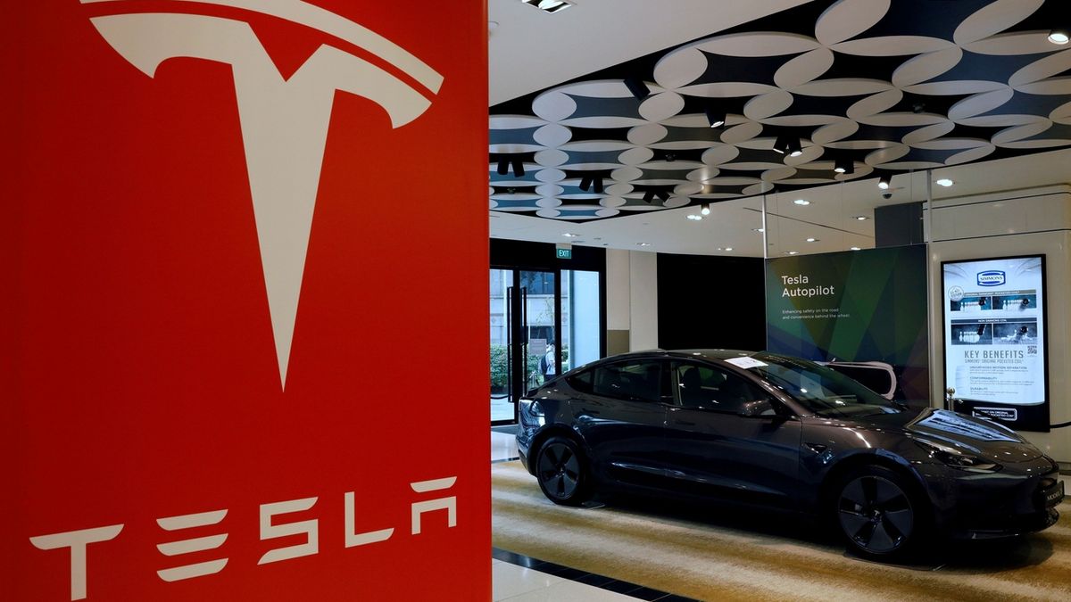 Tesla v Číně nabírá zaměstnance, i když Musk mluvil o propouštění