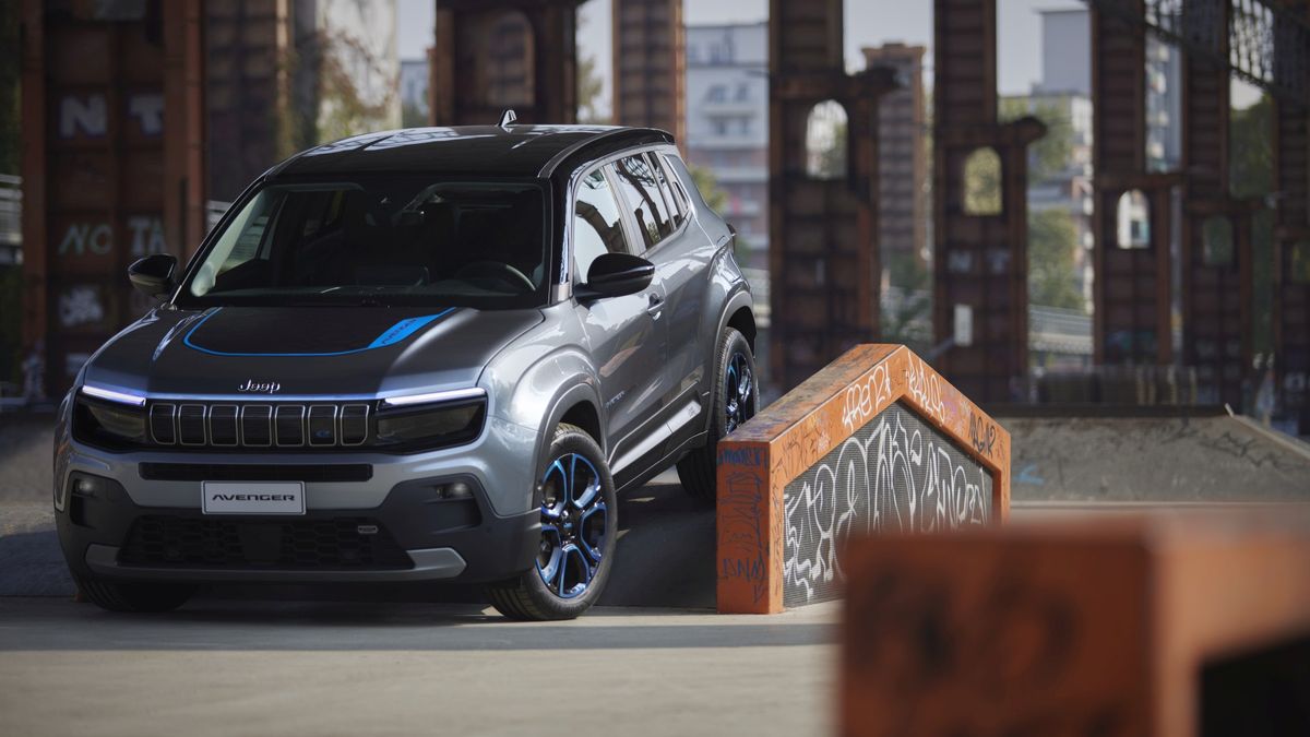 Automobilka Stellantis plánuje propustit v polské továrně skoro třetinu zaměstnanců