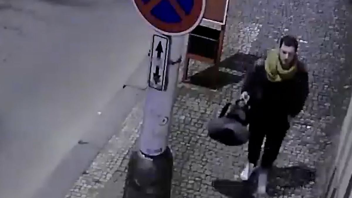 Tři ženy během jedné noci ohlásily napadení v Letenských sadech, po útočnících se pátrá