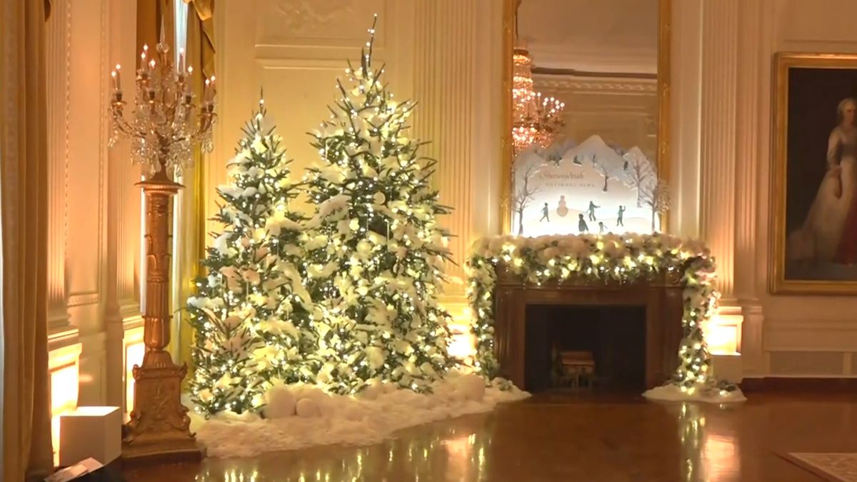 Sváteční výzdoba Bílého domu má pomoci spojit všechny lidi, a to nejen o Vánocích