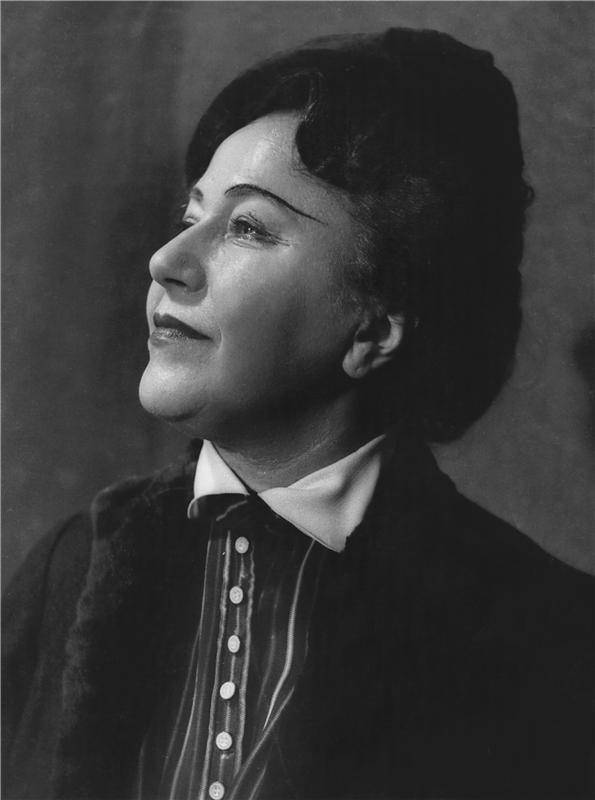 Olga Scheinpflugová v představení Tři sestry, 7. listopadu 1955