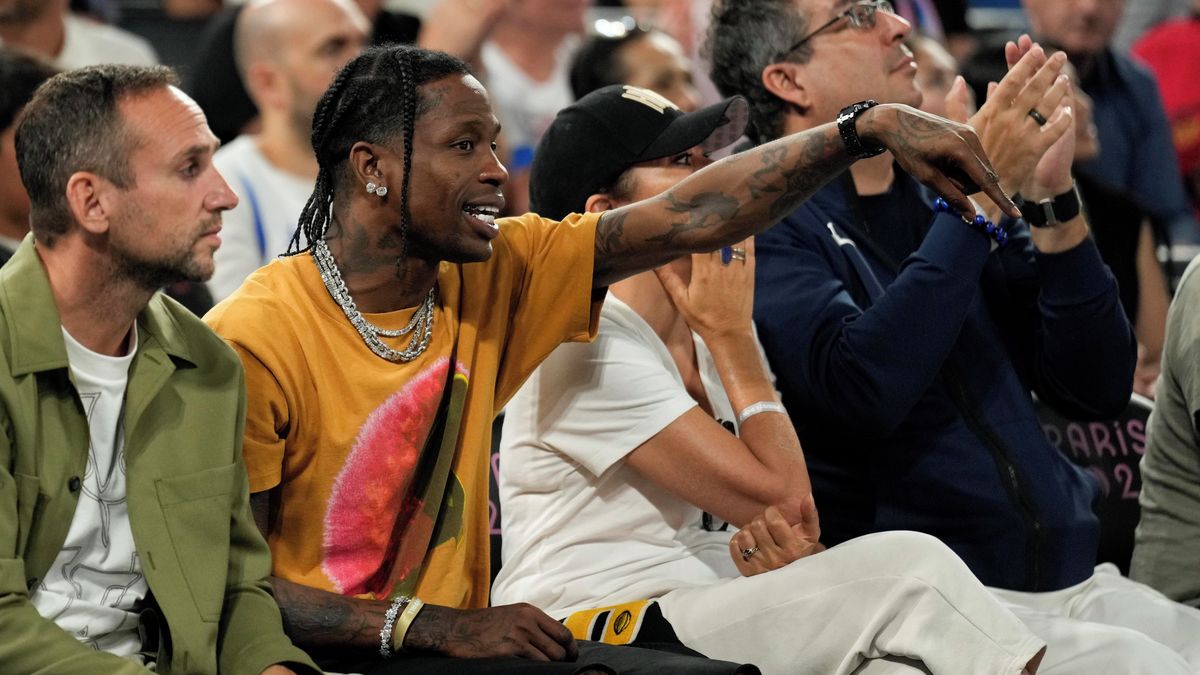 Rappera Travise Scotta zadrželi v Paříži kvůli napadení hotelové ostrahy