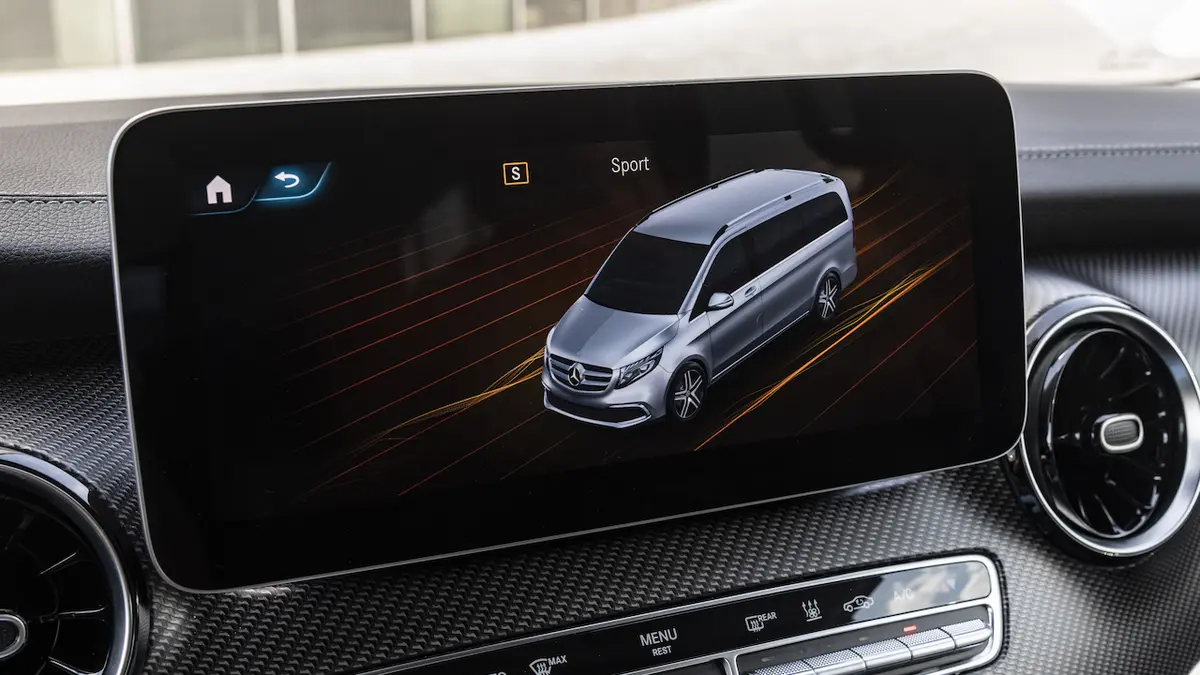 Mercedes I Po Sesti Letech Vylepsuje Tridu V Dostala Vzduchove Odpruzeni Novinky Cz