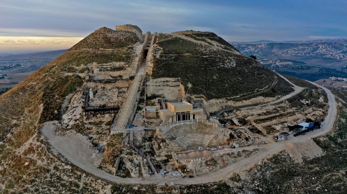 V Izraeli otevírají dosud nepřístupné části Herodova paláce