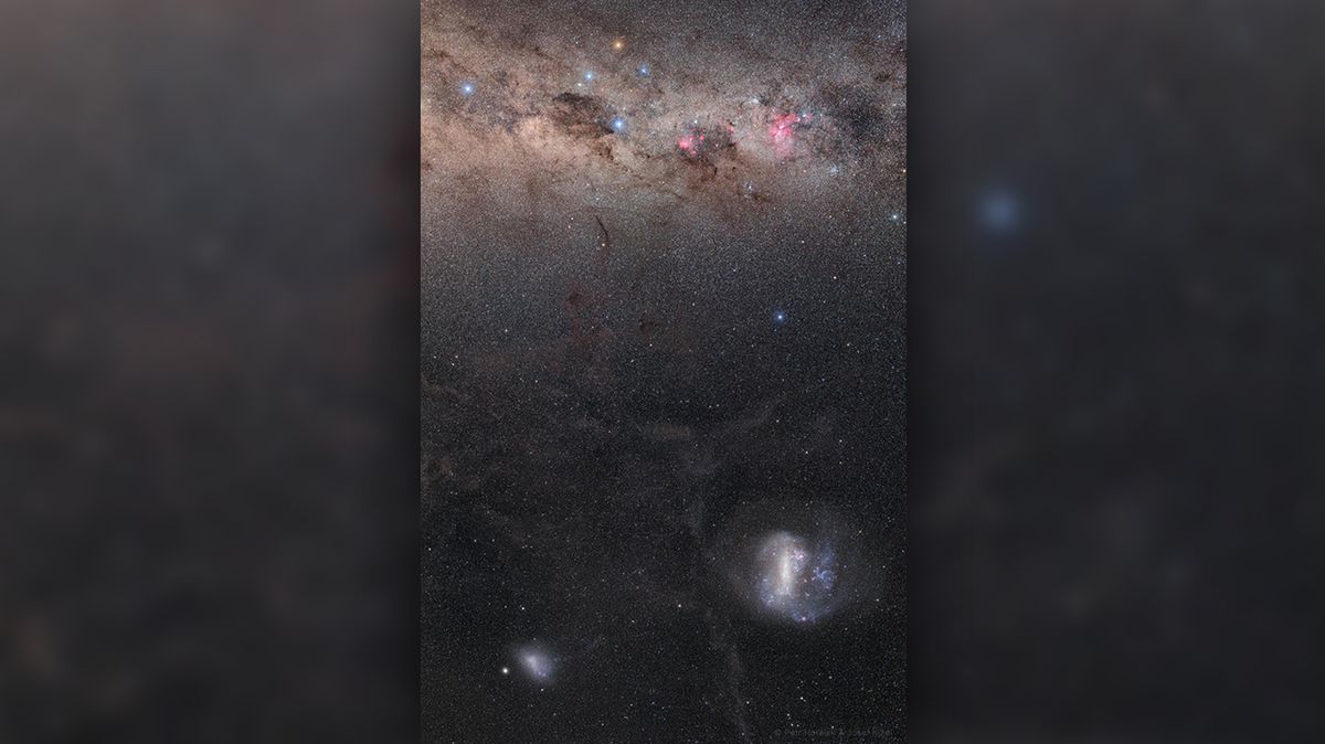 Snímek Galaxie a jižní nebeský pól publikovaný NASA jako snímek dne 1. ledna 2021