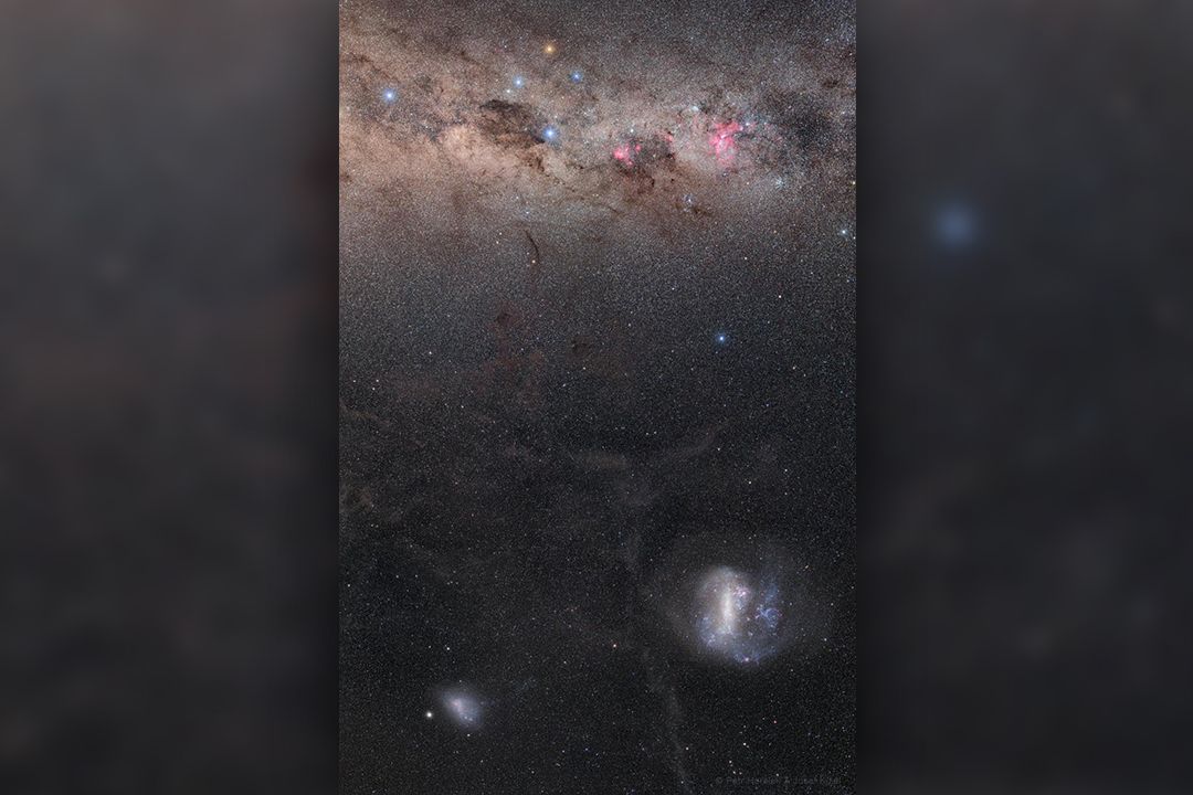 Snímek Galaxie a jižní nebeský pól publikovaný NASA jako snímek dne 1. ledna 2021