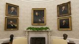 Biden změnil výzdobu Oválné pracovny, odstranil bustu Churchilla