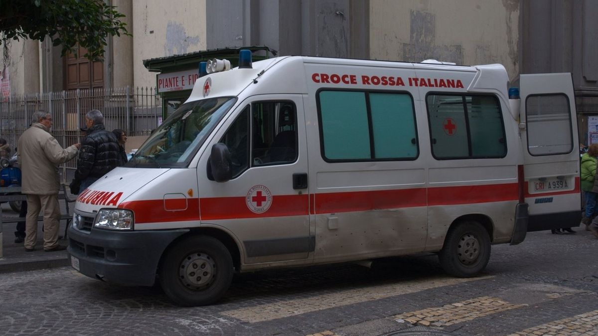 Žádné houkání, vyhrožují mafiáni italským záchranářům. Sirény sanitek si pletou s těmi policejními