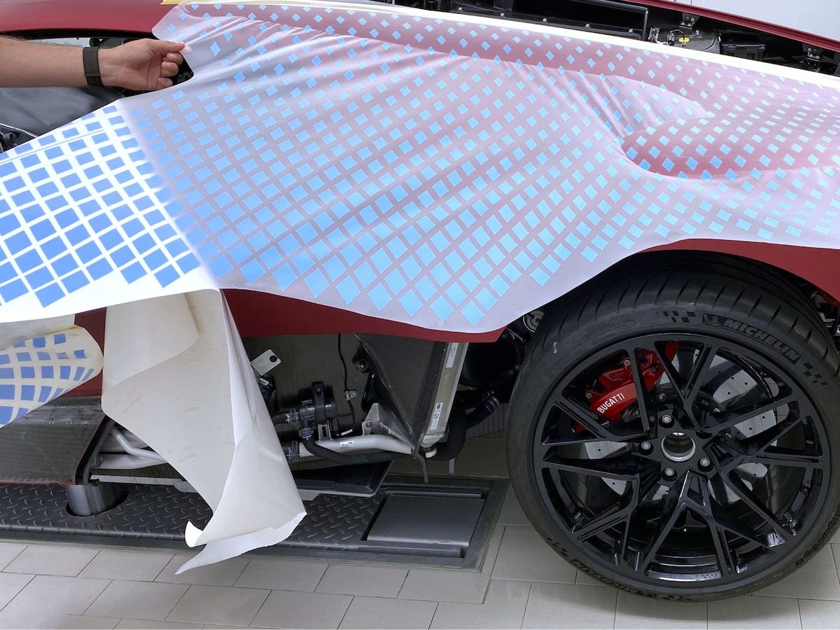 Vývoj a výroba Bugatti Divo Ladybug