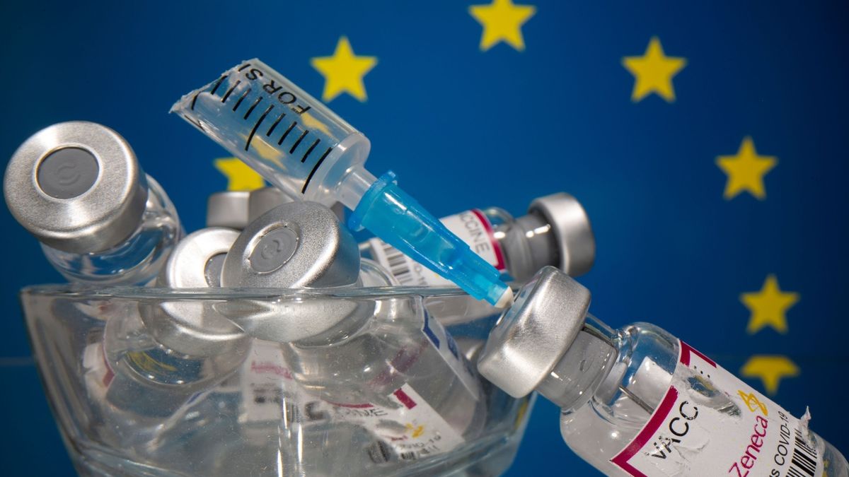 Německé kliniky pozastavují očkování AstraZenekou u mladších ročníků