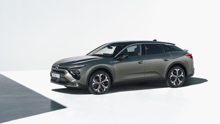 Citroën má stáhnout z nabídky C5 X po jediné generaci