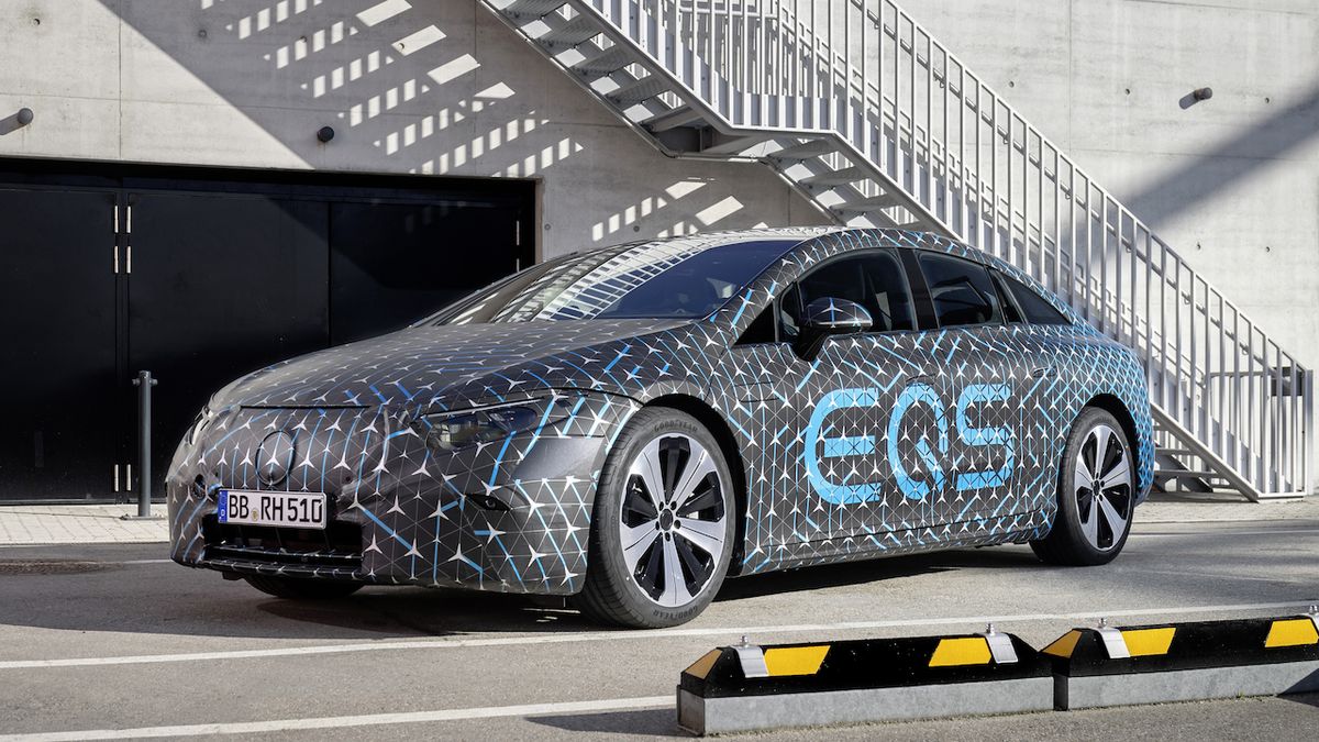 Vlajkový elektrický Mercedes slibuje dojezd 770 km a velmi rychlé nabíjení