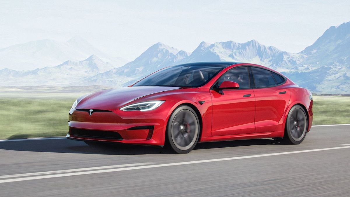 Tesla svolává do servisu téměř půl milionu vozů Model 3 a Model S