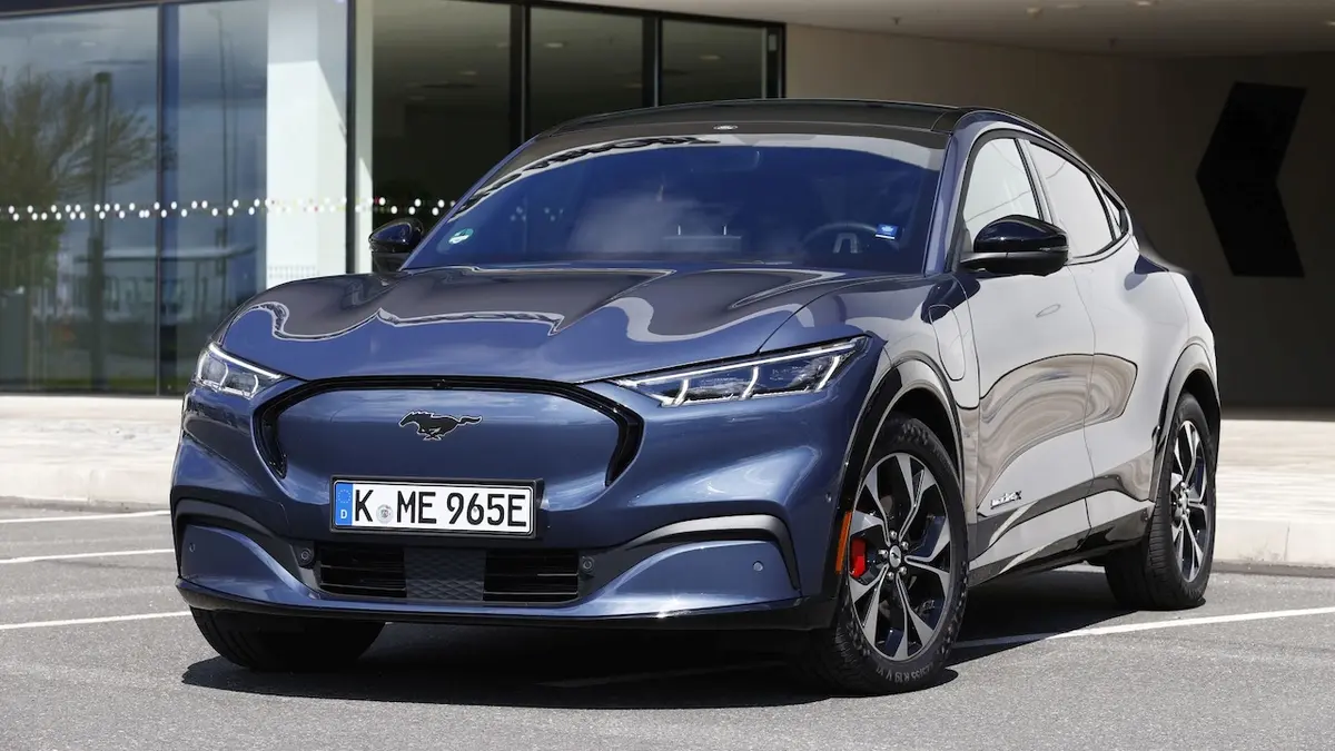 Za Volantem Fordu Mustang Mach E Paradni Elektricke Svezeni Novinky Cz