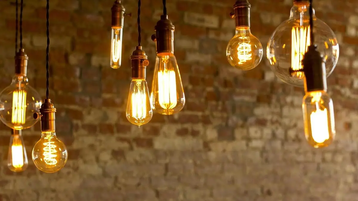 E.ON zdražil fixovaný plyn i elektřinu, platby ročně vzrostou až o tisíce. Ceny zvyšují i další dodavatelé