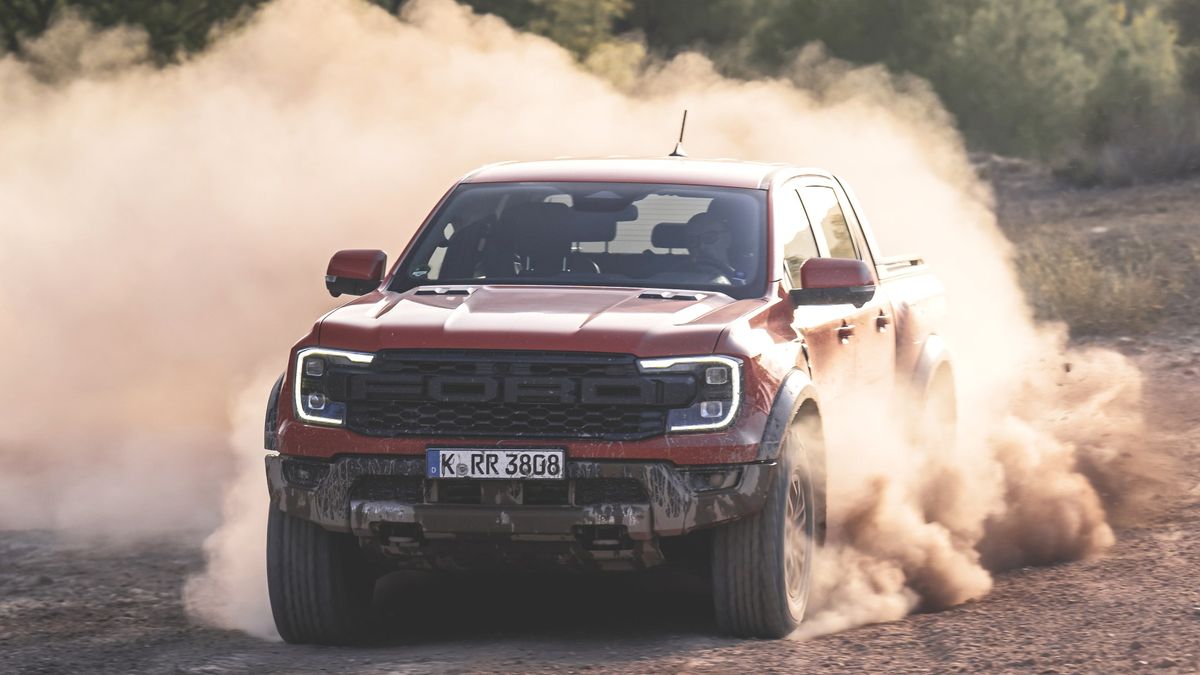 Za volantem nového Fordu Ranger Raptor: Supersport do terénu