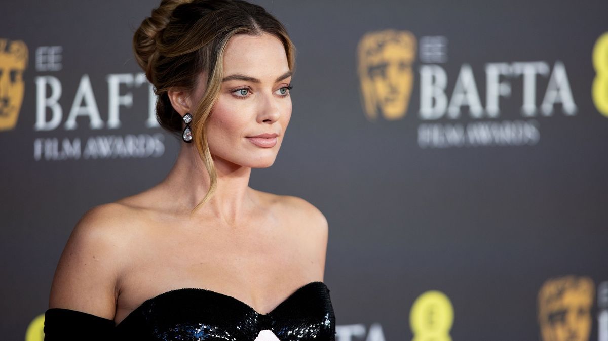 BAFTA 2024: Šaty z udílení cen Britské filmové akademie