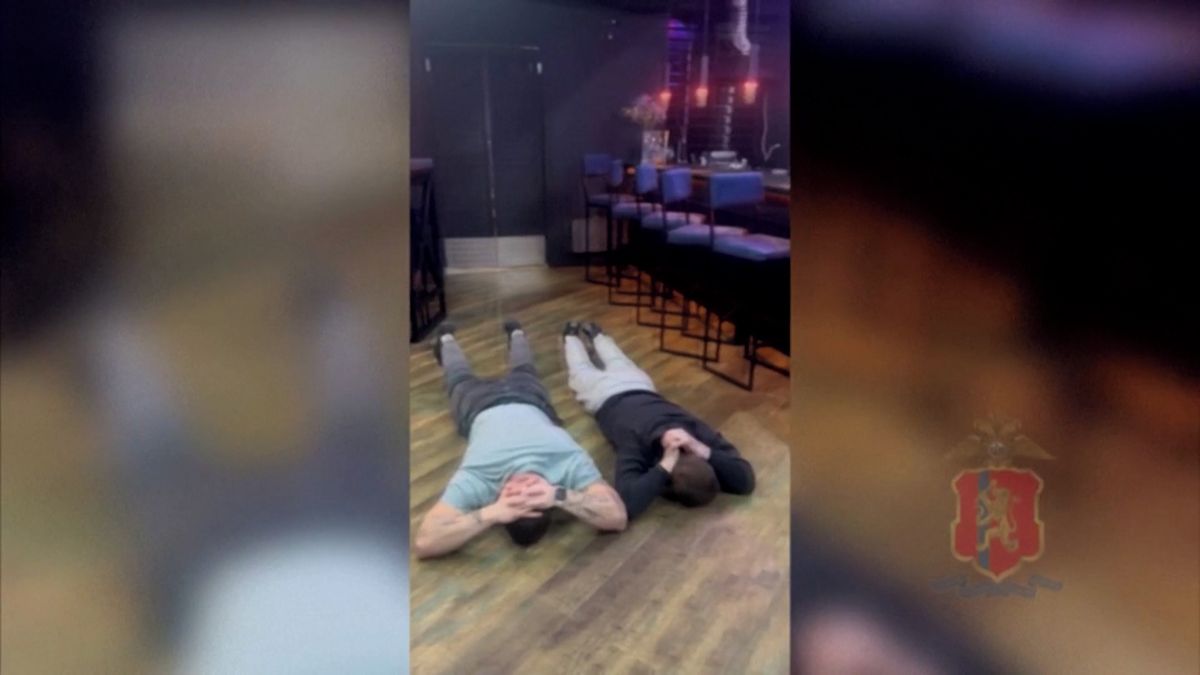 Ruská policie dělá razie na koncertech a v klubech