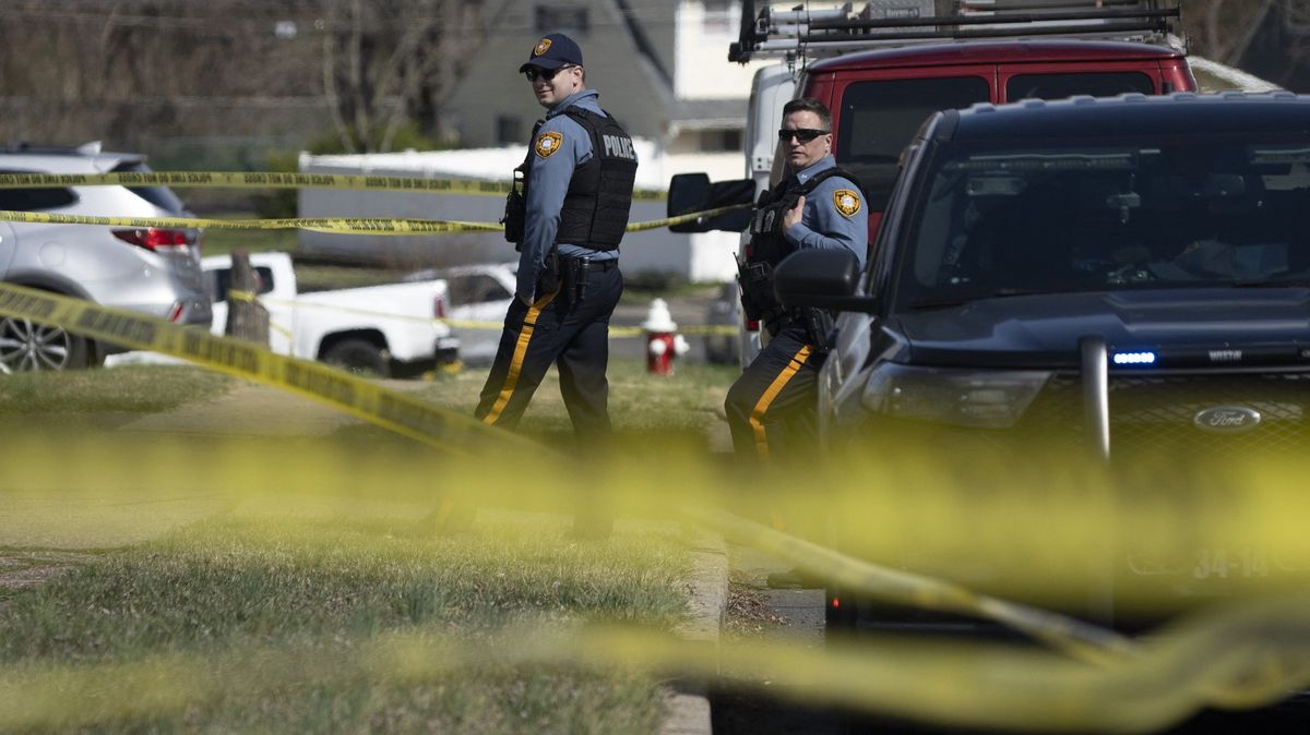 Muž zabil na předměstí Filadelfie tři lidi, policie ho zatkla