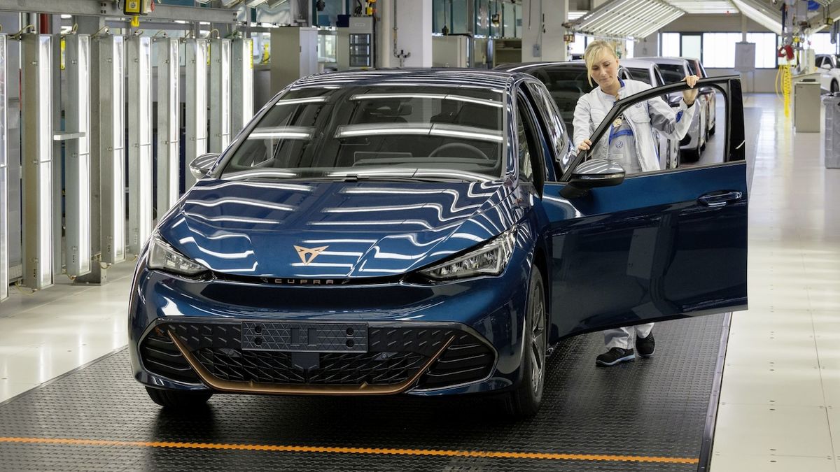 Cupra spustila výrobu svého prvního elektromobilu Born