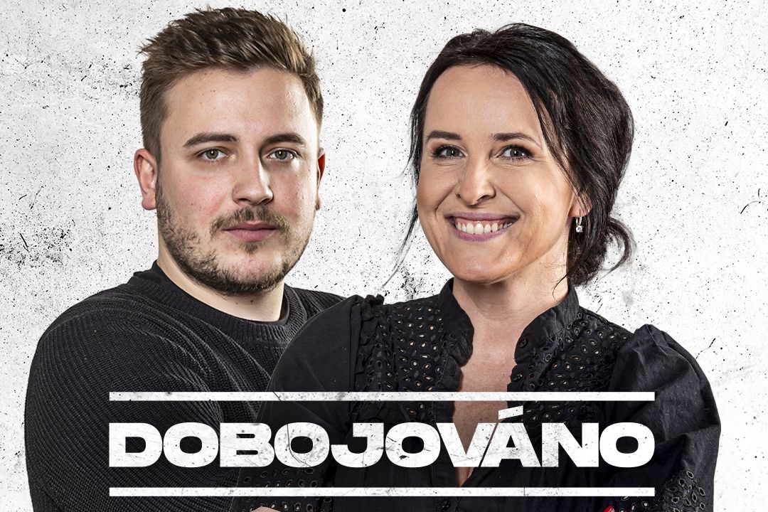 Podcast Dobojováno moderují Lucie Černá a Jakub Štěpánek.