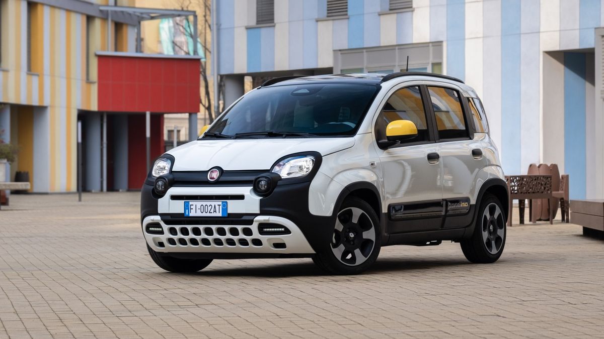Fiat Panda se spalovacím motorem zůstane nejméně do roku 2027. Přijíždí s vylepšenou elektronikou