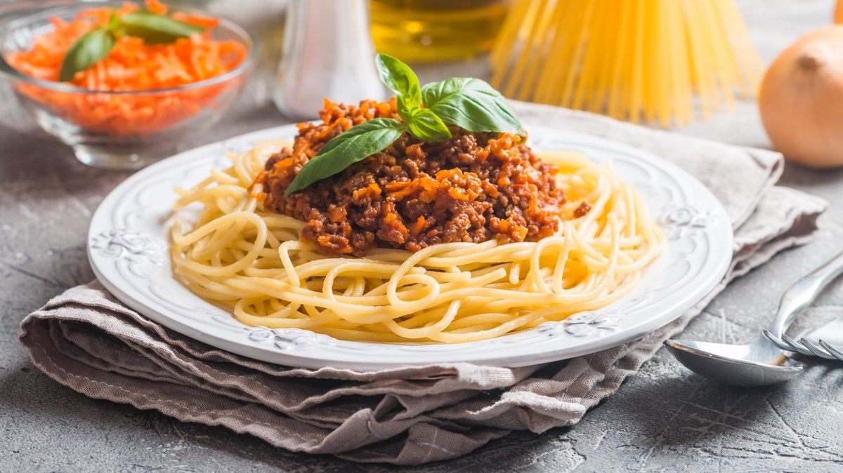 Spaghetti alla bolognese e altri piatti che non dovresti mai ordinare in Italia