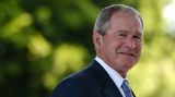 Takhle se zpochybňují volby v banánové republice, řekl exprezident Bush