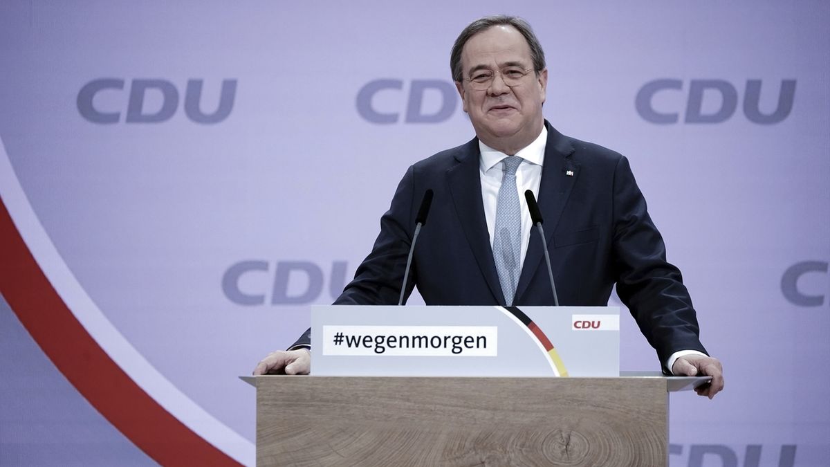 Novým předsedou německé vládní CDU se stal Armin Laschet