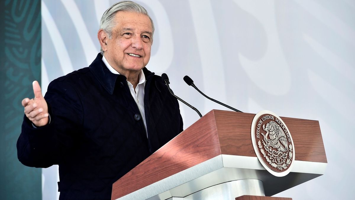 Mexický prezident sdílel podivnou fotku a tvrdí, že je na ní živý elf