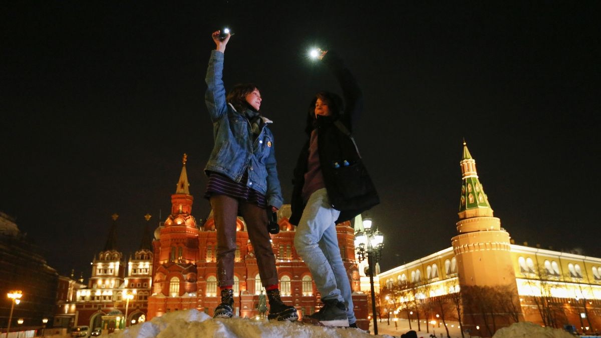 V Rusku vzplála světla na znamení protestů
