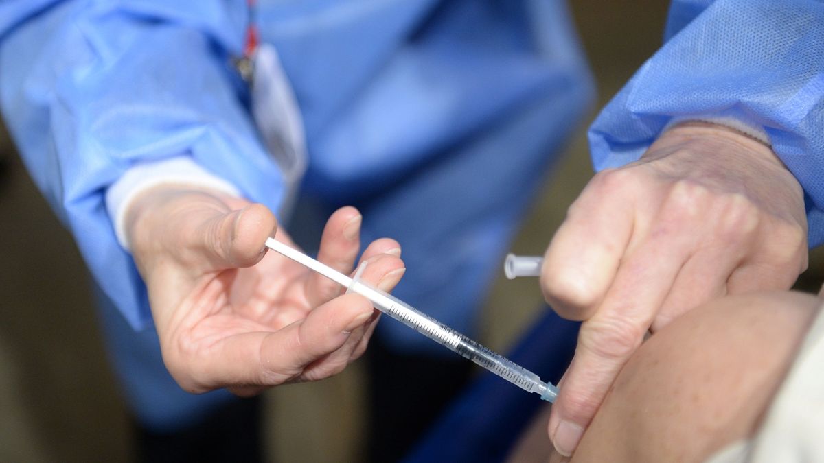 Očkování vakcínou od AstraZeneky v Bruselu 